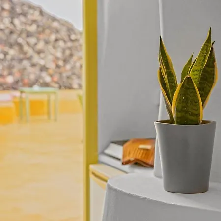 Sensyo Caves דירה