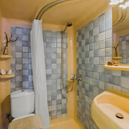 Sensyo Caves Apartment