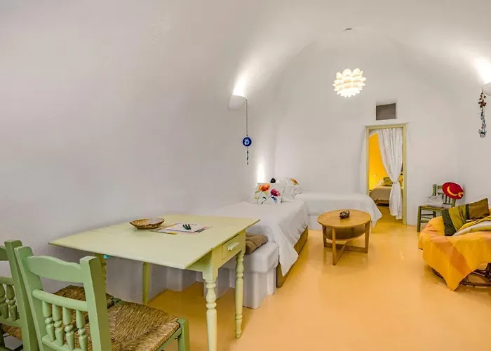 Sensyo Caves Апартаменты