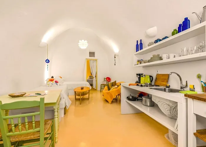 Apartman Sensyo Caves
