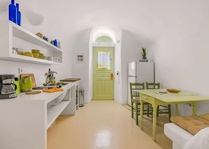 Apartman Sensyo Caves