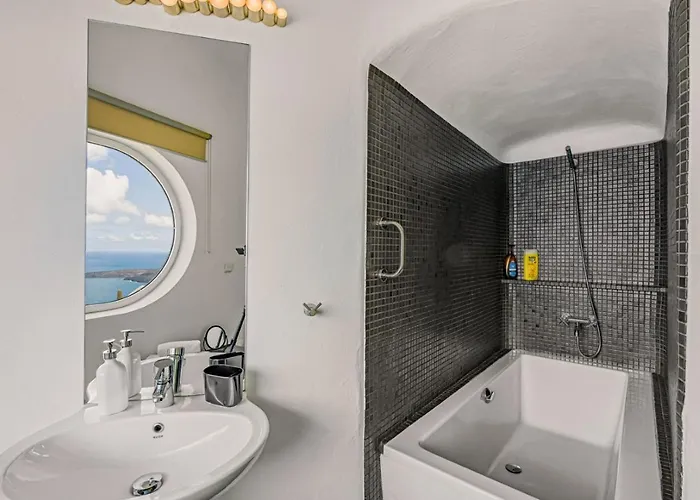 Apartman Sensyo Caves