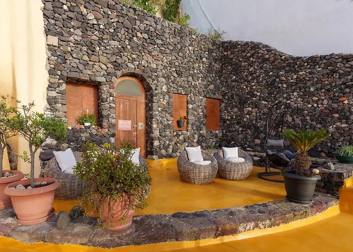 Apartman Sensyo Caves